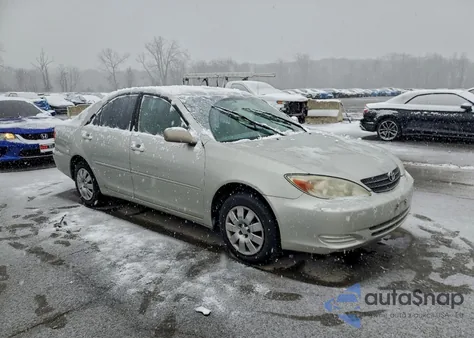2002 Toyota Camry Le from USA, damaged, VIN JTDBE32K520086838